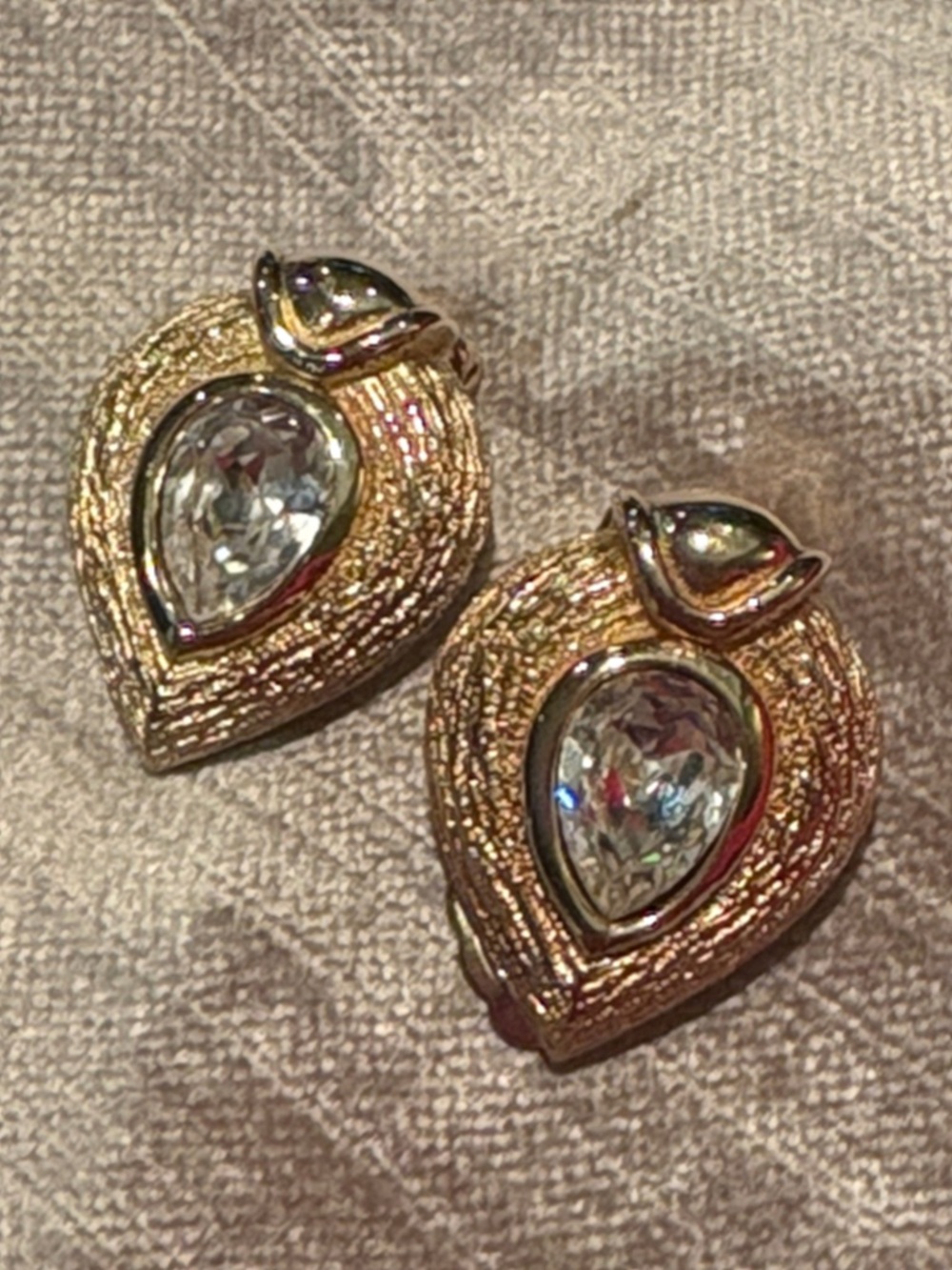Dior Vintage 80’s Dior Gold-tone Teardrop Crystal Clip Earrings - Picture 3 of 8
